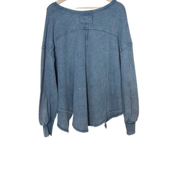Free People We The Free Coraline Blue Thermal Oversized Pullover Size XS Boho - Picture 5 of 11